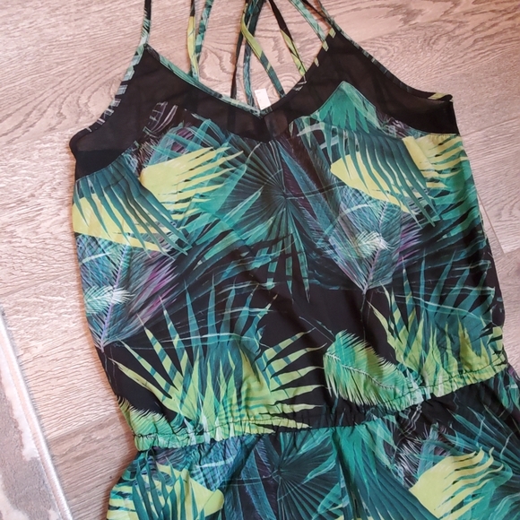 Fabletics romper - Picture 2 of 4